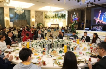 Pursaklar Belediyesi, yetim ve öksüz çocuklarla aynı sofrada 