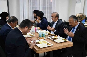 Ramazan ayının manevi ikliminde öğrencilerle buluşma 