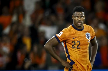 Real Madrid, Denzel Dumfries'i kadrosuna kattı