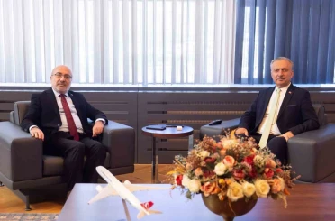 Rektör Kurtuluş Karamustafa’dan Erzincan Binali Yıldırım Üniversitesi’ne ziyaret 