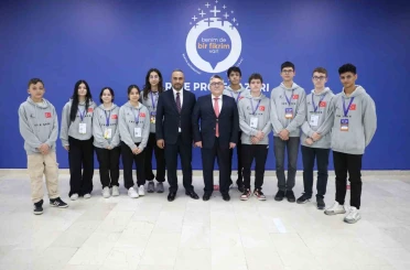 Rektör Özölçer, 8. Uluslararası Ar-Ge Proje Pazarı’nın kapanış törenine katıldı 