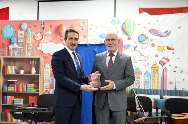 Renkli Düşler Duvar Projesi çocukların hayatına renk kattı 