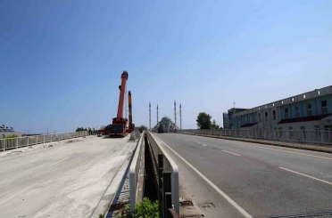 Reşadiye Viyadüğünde yıkım çalışmaları sürüyor 