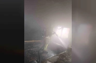 Reyhanlı’da yanan ev kullanılmaz hale geldi 