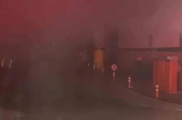 Rize kent meydanındaki otoparkta yangın paniği 