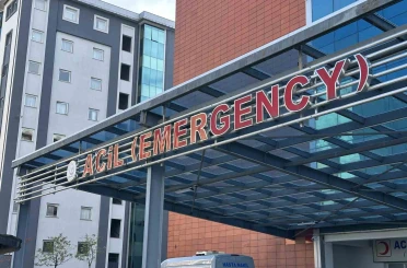 Rize’de 40 öğrenci yedikleri yemekten zehirlenerek hastaneye kaldırıldı 