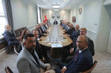 Roman toplumunun beklenti ve talepleri Bakanlık’ta ele alındı 