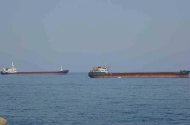 Rusya-Ukrayna savaşı deniz ticaretini vurdu: Gemiler Trabzon açıklarında bekliyor
