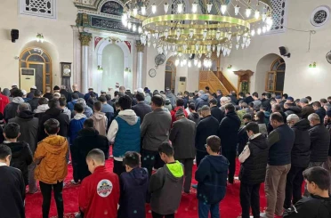 Sabah namazı sonrası sahaya çıktılar 