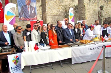 Sadık Doğruer: "Kültür Yolu Festivali’nin En Dolu Noktası Çeşme Oldu" 