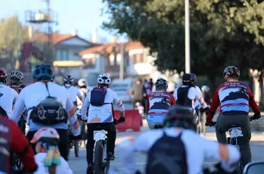 Safranbolu’da bisiklet festivalinde pedallar tarih ve doğanın izinde döndü