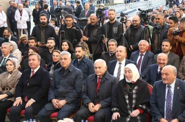 Sağlık Bakanı Memişoğlu: "Türkiye, sağlıkta bölgesinin güven veren ülkesi hâline geldi" 