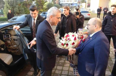 Sağlık Bakanı Memişoğlu: "Üçte biri sigara içen bir toplumda yaşamak istemiyoruz" 