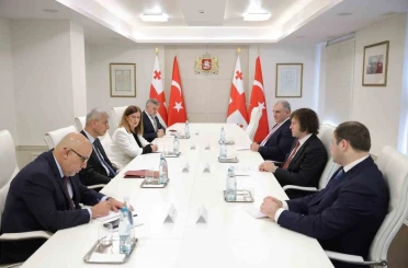 Sağlık Bakanı Memişoğlu, USHAŞ ile Gürcistan Sağlık Bakanlığı Arasında İşbirliği Mutabakat Zaptı imza törenine katıldı 