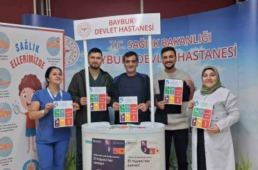 Sağlık çalışanları tarafından el hijyeninin önemi anlatıldı 