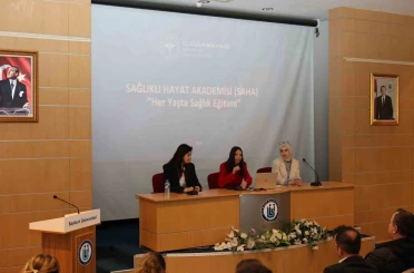 Sağlıklı Hayat Merkezi hizmetleri hemşirelik öğrencilerine tanıtıldı 