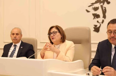 Şahin, Şehitkamil muhtarlarıyla bir araya geldi 