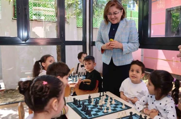 Şahin, "şehrim okulum" projesi kapsamında velilerle buluştu 