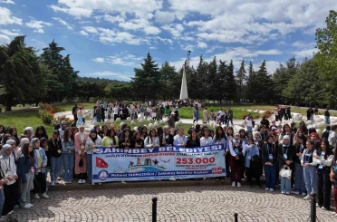 Şahinbey, 253 bin gazi torununu özel uçakla şehit topraklarına ulaştırdı