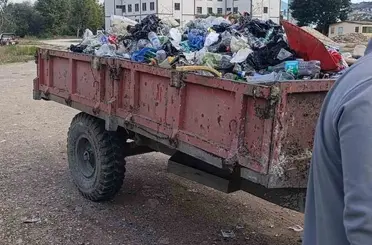 Sakarya Nehri kıyısından 1 günde 1 römork atık toplandı