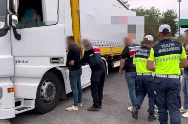 Sakarya’da 1 buçuk milyon TL’lik tütün operasyonu