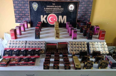 Sakarya’da kaçak cinsel içerikli ürün operasyonu: 859 ürün ele geçirildi 