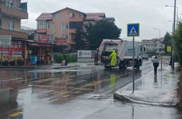 Sakarya’da sağanak hayatı olumsuz etkiledi 