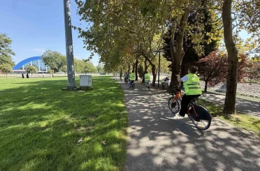 Sakarya’da Türk ve Alman öğrenciler "yeşil gelecek" için pedal çevirdi 