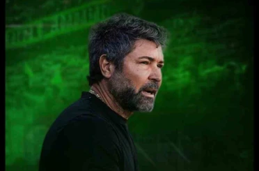 Sakaryaspor yeni teknik direktörü Hakan Kutlu’yu yapay zeka videosuyla açıkladı 