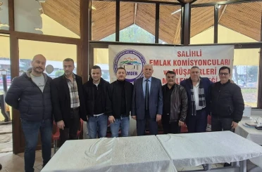 Salihli emlakçılarda başkan değişti 