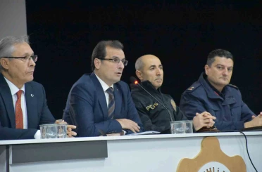 Salihli’de 2. dönem eğitim hazırlıkları masaya yatırıldı 