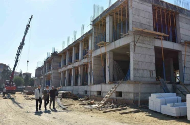 Salihli’de iki yeni okul yükseliyor 