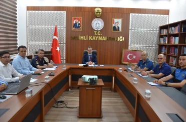 Salihli’de metruk binalara geçit yok 