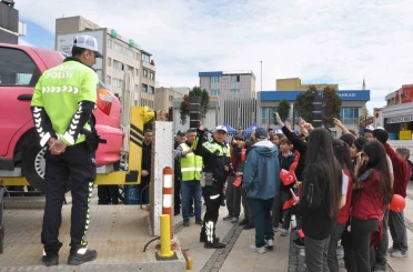 Salihli’de ‘Trafik Haftası’ kutlandı 