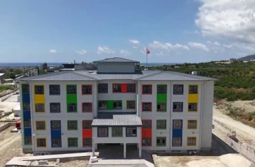 Samandağ’a inşa edilen 24 derslikli Anadolu lisesi inşaatında sona gelindi 