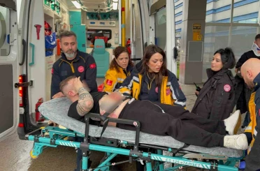 Samsun’da bıçaklı kavga: 2 yaralı 