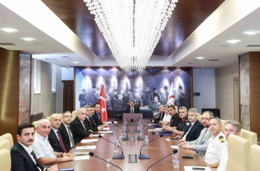 Samsun’da eğitim-öğretim yılı öncesi asayiş ve trafik tedbirleri toplantısı 