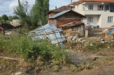 Samsun’da şiddetli sağanak ve dolu zarara yol açtı 