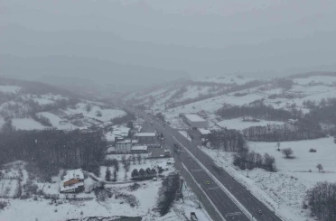 Samsun’da yüksek kesimler beyaza büründü 
