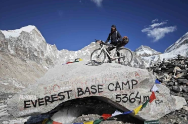 Samsun’dan dünyanın zirvesine 7 bin kilometrelik pedal 