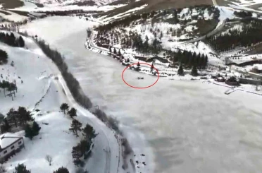 Samsunlu doğa fotoğrafçısı doktor donmuş gölün üzerinde kamp yaptı 