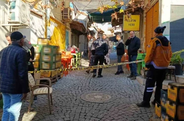 Sandalyede otururken bıçaklanarak öldürülmüştü: 17 yaşındaki sanığa 20 yıl hapis 