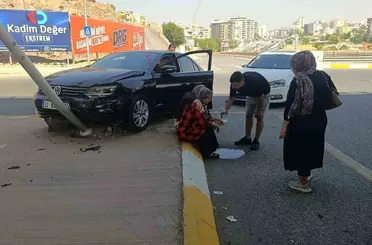 Şanlıurfa’da iki otomobil çarpıştı: 1 yaralı
