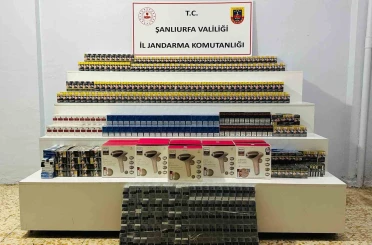 Şanlıurfa’da kaçak sigara ve telefon ele geçirildi 