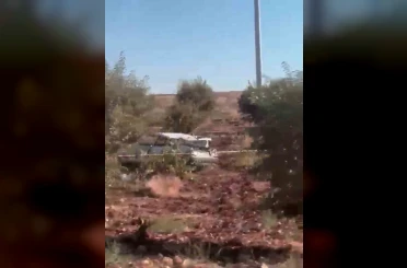 Şanlıurfa’da otomobil tarlaya uçtu: 1 ölü, 1 yaralı 