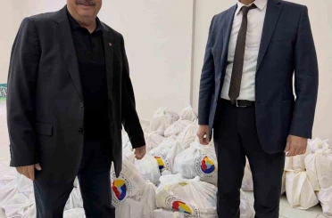 Sarıgöl ve Alaşehir’de 430 gıda yardım paketi dağıtıldı 