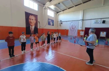 Sarıgöllü gençler ve çocukların ilgi alanı okçuluk sporu 