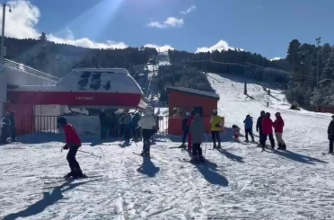 Sarıkamış Kayak Merkezi’nde hafta sonu yoğunluğu 