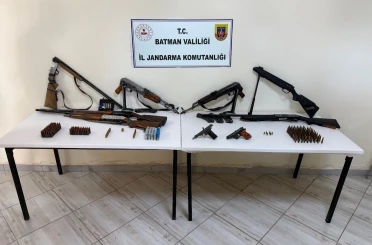 Sason’da kaçak silahlar ele geçirildi, 2 kişi tutuklandı 