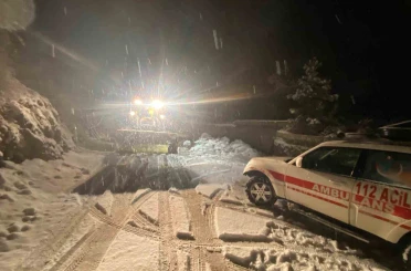 Sason’da karla mücadele sürüyor: Ekipler hastaları kurtarmak için seferber oldu 